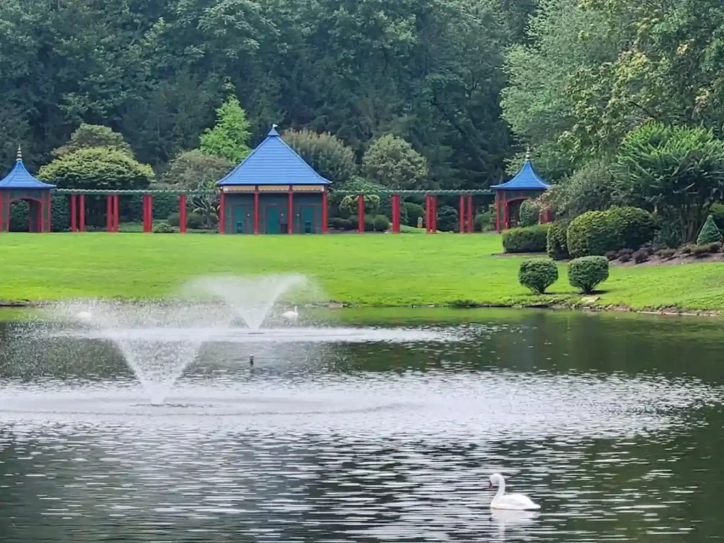 t.h. broyhill walking park